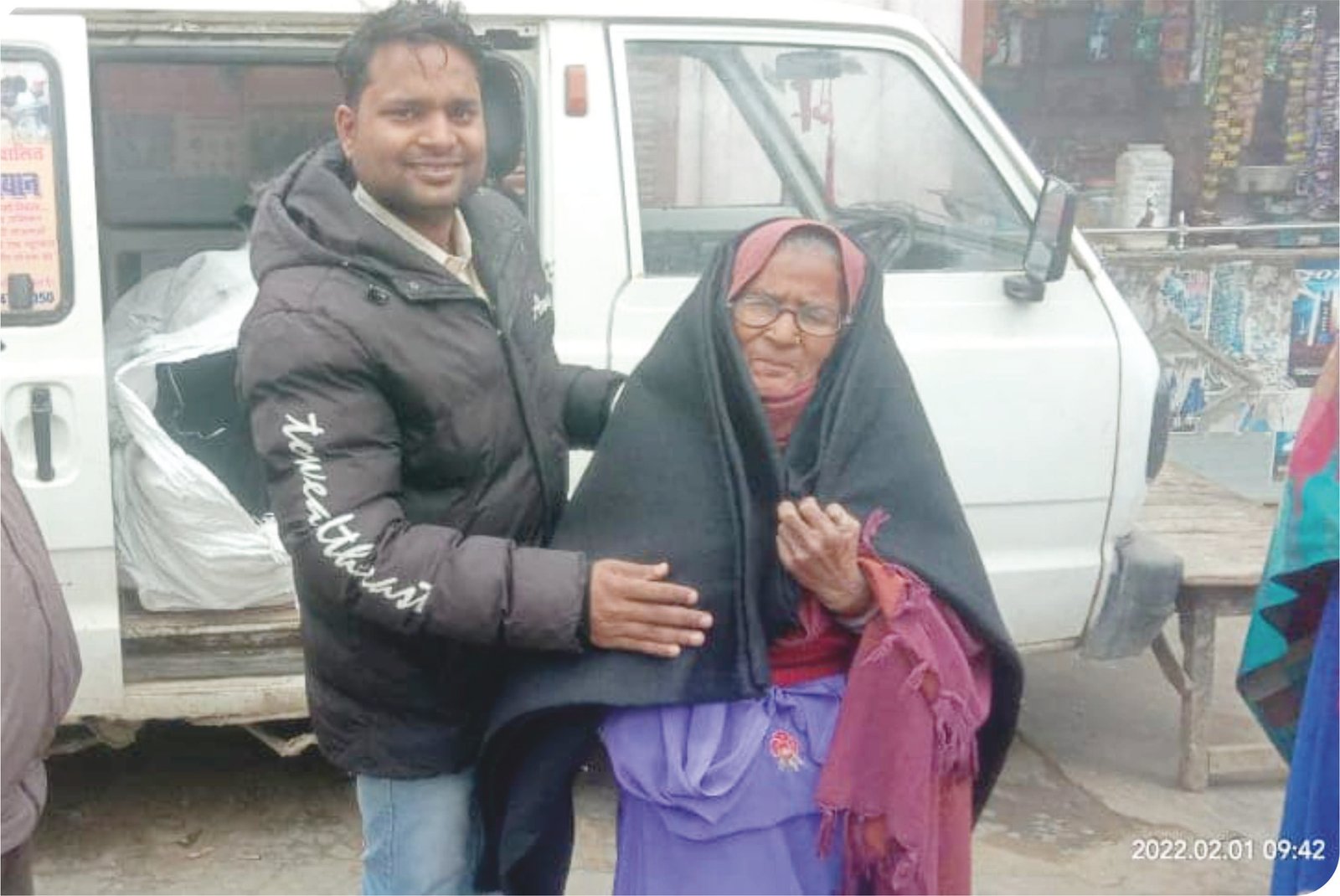 Nishulk Kapda Vitran Abhiyan